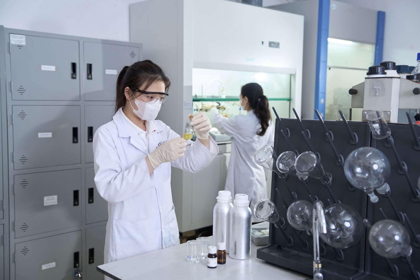 Inside Techvina’s modern facility: advanced machinery and dedicated R&D and QA zones support high-quality aroma chemical production.